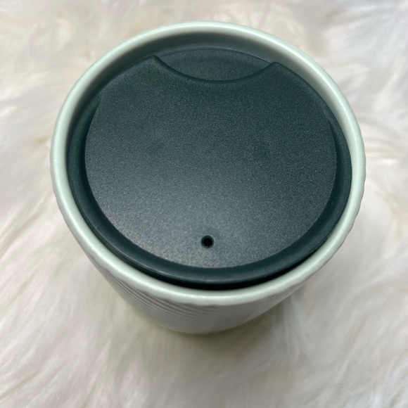 Starbucks Pearlescent Ceramic Short Tumbler Mint Green Ribbed Cup 8oz New 2023 - Picture 15 of 16